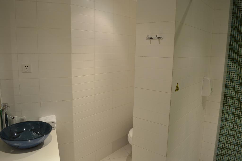 Qingdao Renjia Bussiness Hotel Dış mekan fotoğraf
